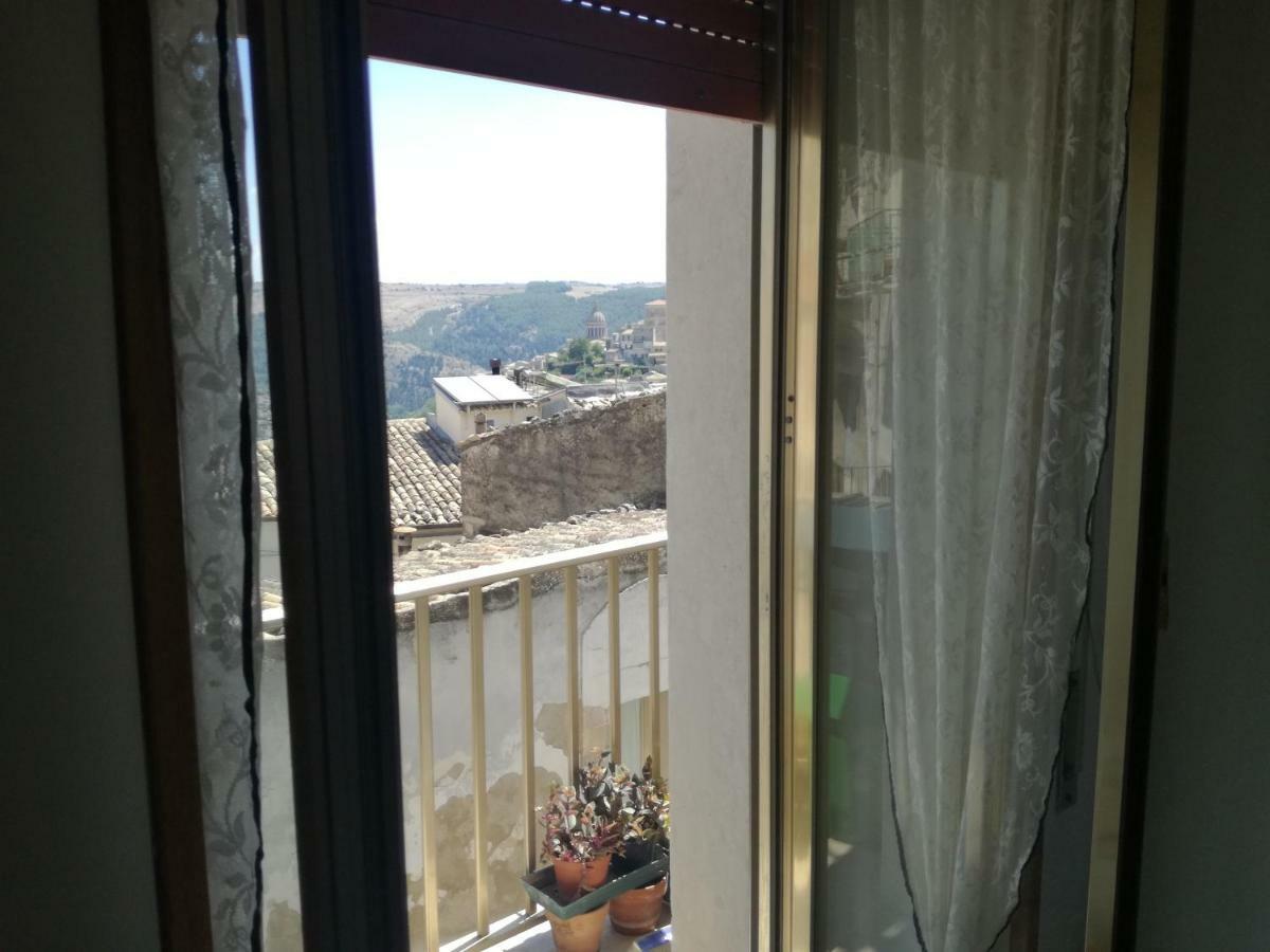 Casa Vacanze Finestre Su Ibla Ragusa Exterior foto